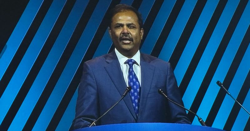 Ramalingam addresses the audience at ASCO Annual Meeting.