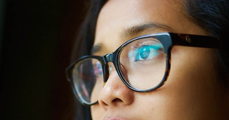 girl wearing glasses