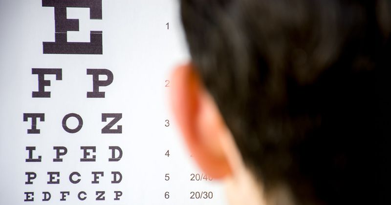 visual acuity test