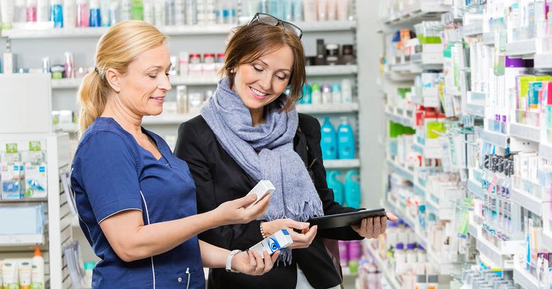 woman purchasing eye drops