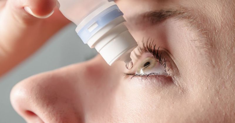 Eye drops 630x1200