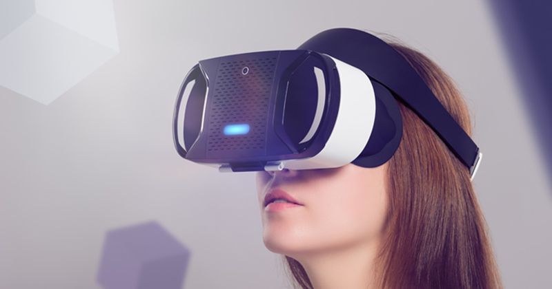 woman wearing virtual reality headset