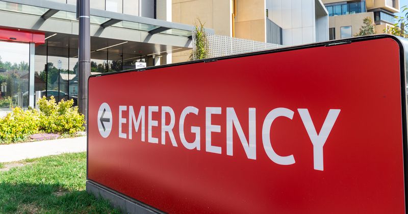 Emergency department sign outside of hospital