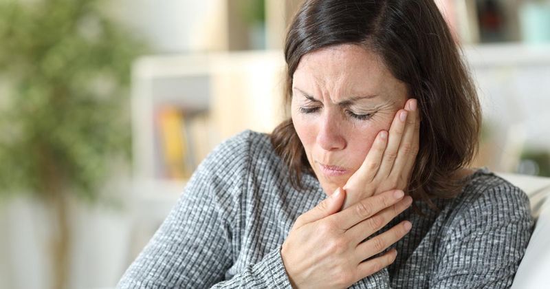 Menopausal symptoms were linked to the intensity of pain caused by temporomandibular disorder, particularly during the late menopausal transition. Source: Adobe Stock